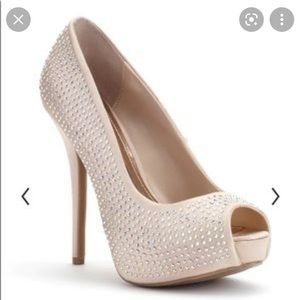 Jennifer Lopez Gemma Blush heel